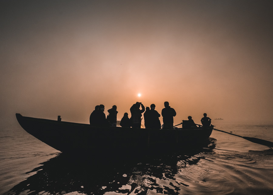 Sunrise-river-ganges-Varanasi-India-Nathan-Brayshaw