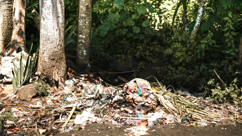 Bali, Indonesia, plastic fire, pollution, rubbish, 