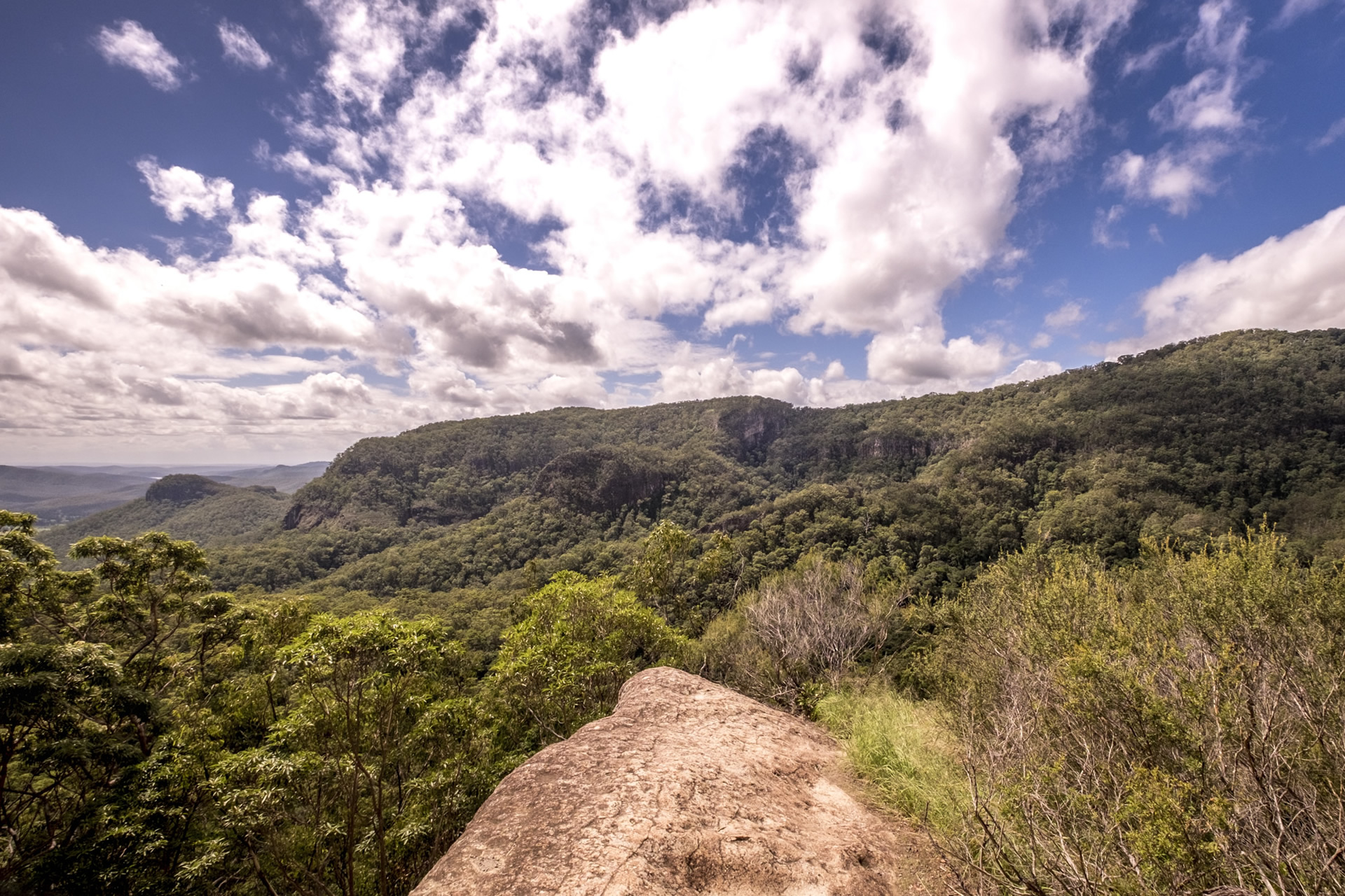 Picnic Rock, Yangahla, Binna Burra, Gold Coast,