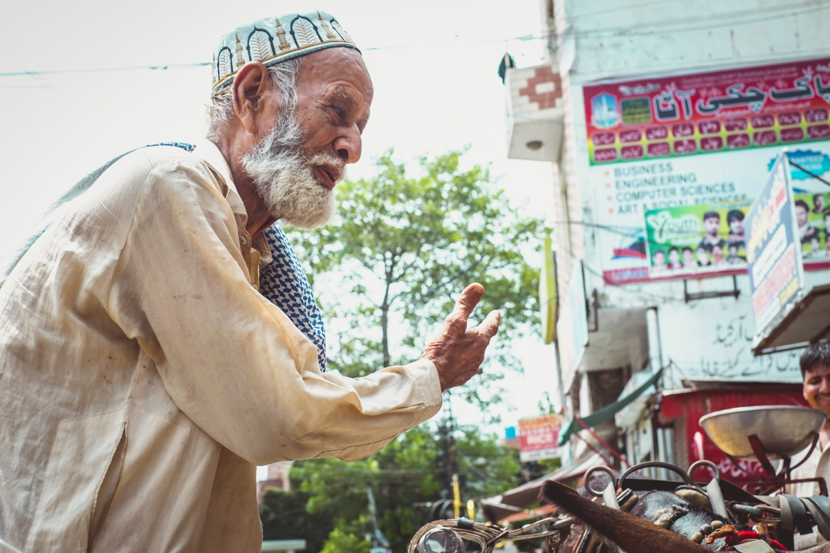 Pakistan, Lahore, travel photography, street photography, street portraits, nathan brayshaw,