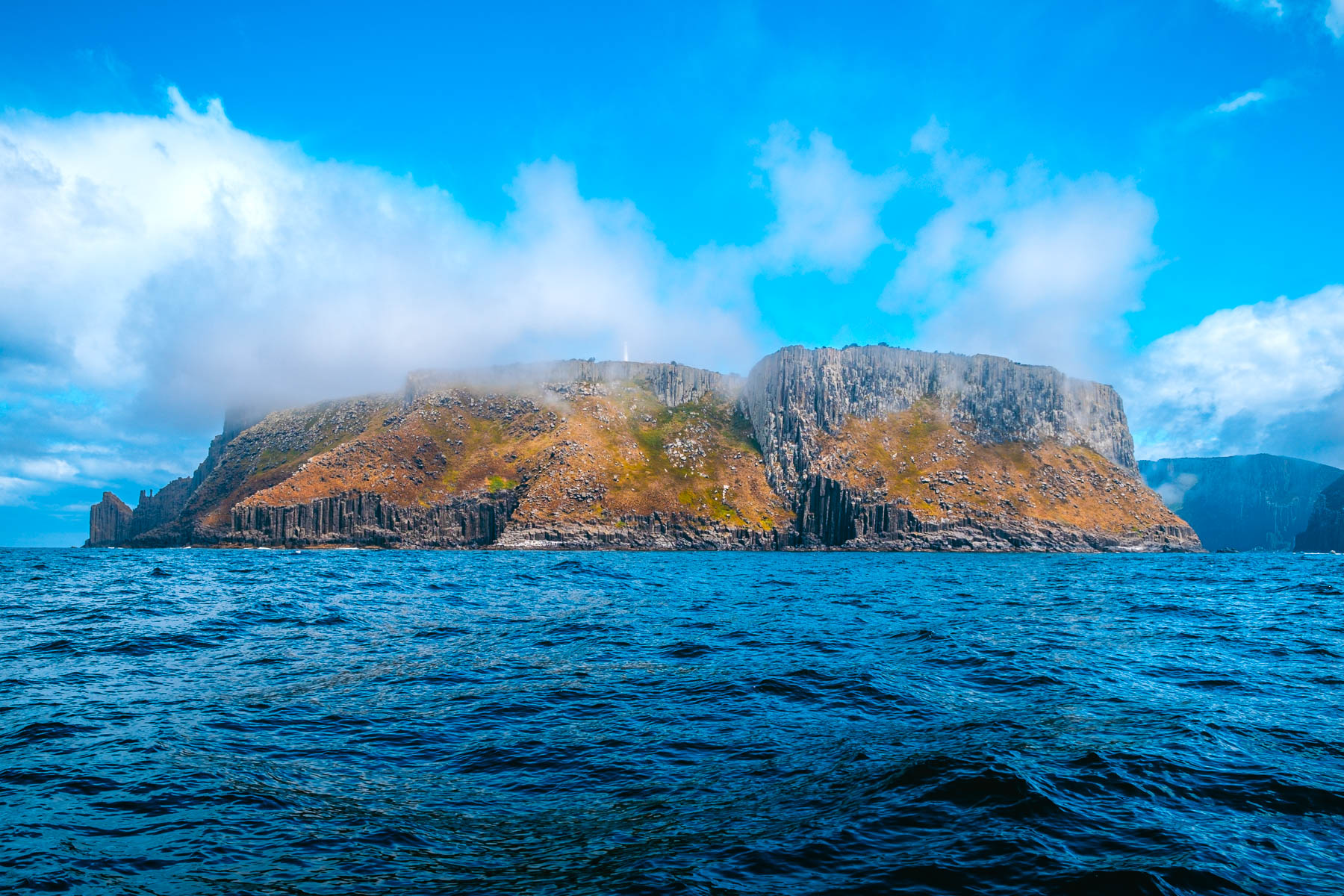 Tasman_Lighthouse_Southern_Ocean_Tasmania