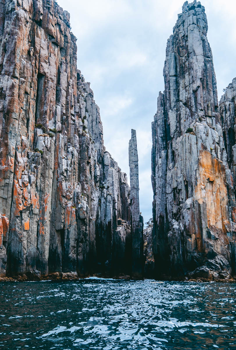 The_Pinnacle_Rock_Climbing_Tasmania_Pennicott_Wilderness_Journeys